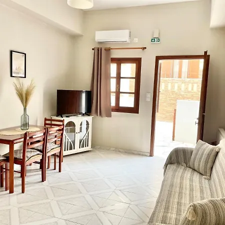 Saint George Seaside Gem بيت للعطل